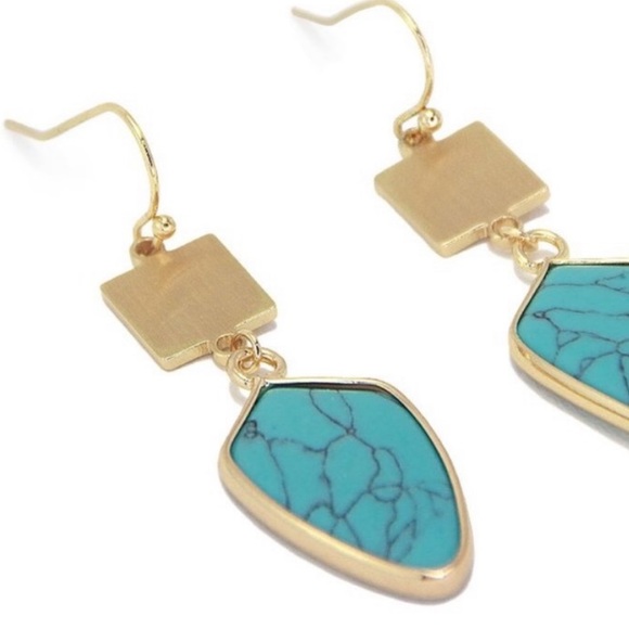 TURQUOISE & BRUSHED GOLD ARROWHEAD SHAPE DROP EARRINGS - Picture 5 of 5